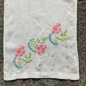 Vintage Handmade Linen Tablerunner Shabby Chic Cottage Floral